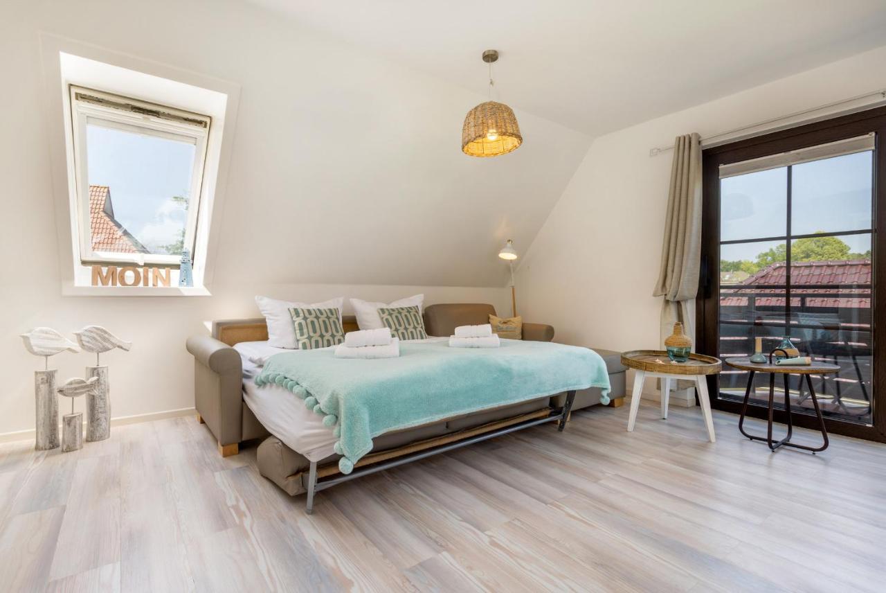 Ferienwohnungen Haus Am Strand Цингст Экстерьер фото